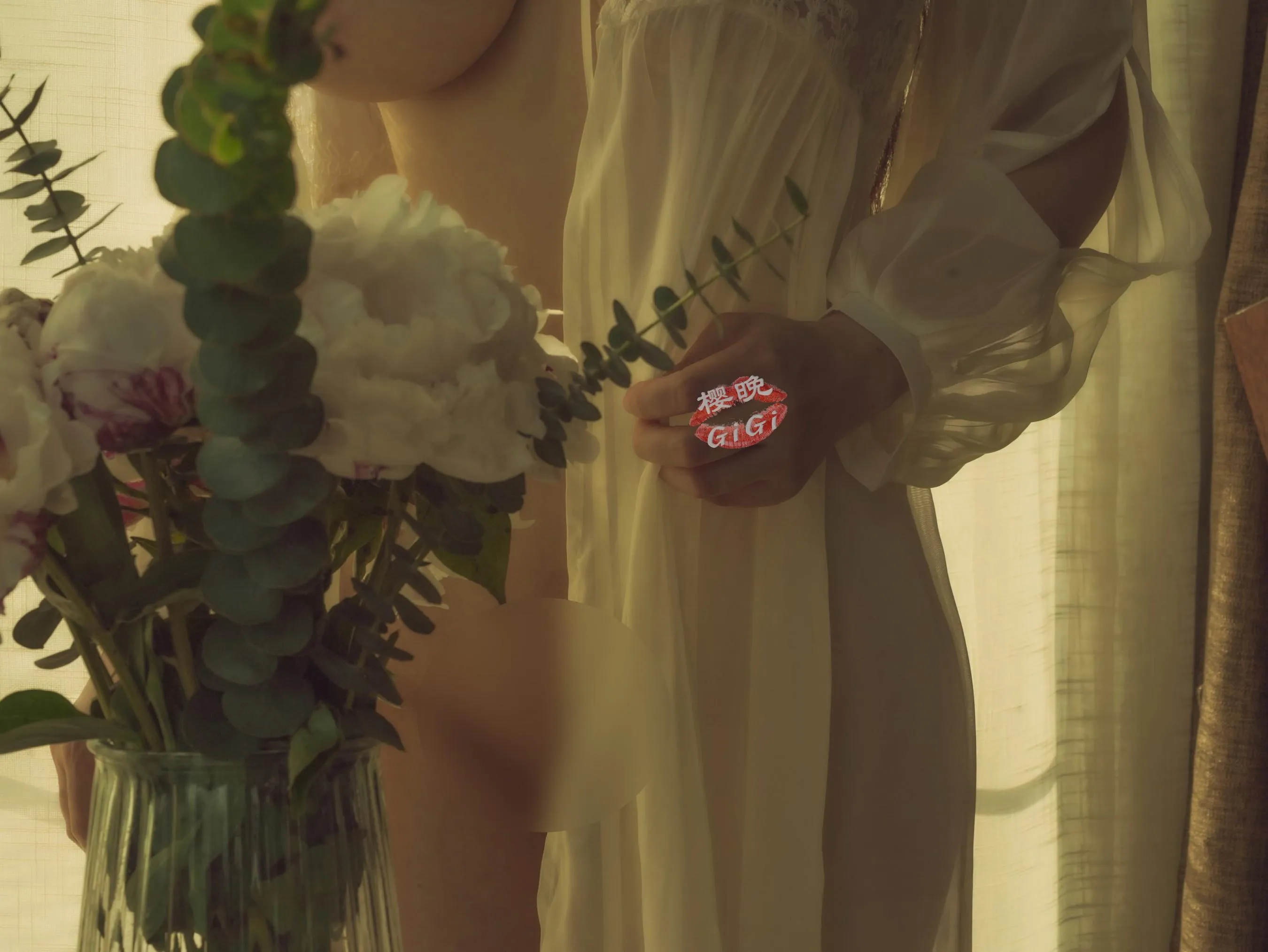 樱晚gigi – NO.64 窗前的花 [20P]插图9